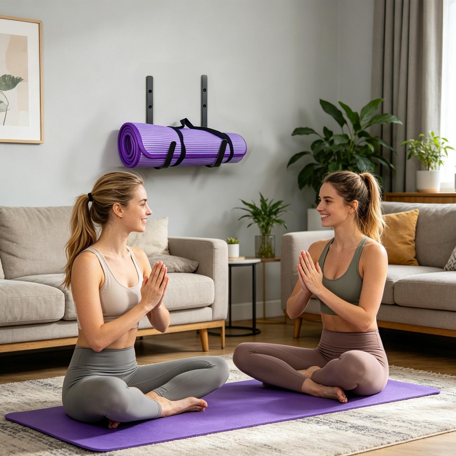 Pilates Yoga Room - ヨガマット壁掛けフォームローラーオーガナイザーフック曲線デザインヨガマット収納ラック（部屋、ガレージ、スタジオ、フィットネス、ピラティス用）