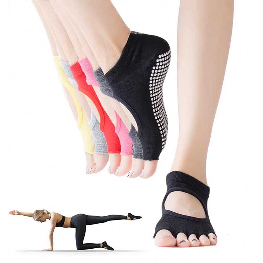 Pilates And Yoga Studio - 背中が開いた五本指タイプのヨガソックス。通気性に優れた、ピラティスや裸足でのスポーツ、自宅やスタジオでの使用に適した、滑り止め付きのフィットネススポーツソックス。