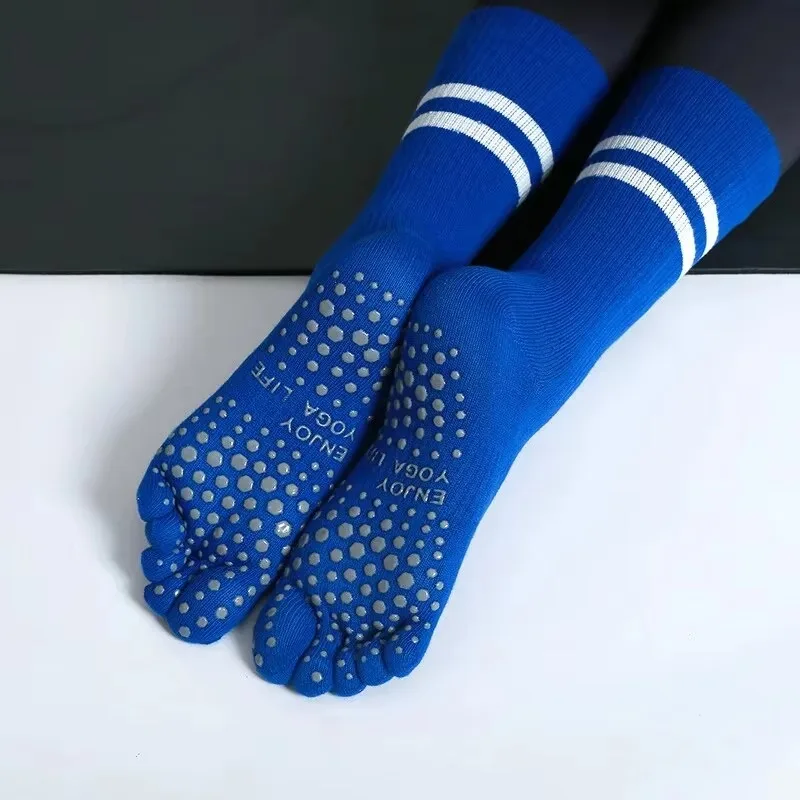 女性用、通気性のあるミドル丈ヨガソックス。滑り止め付き、五本 - Pilates Is Yoga のレビューと価格