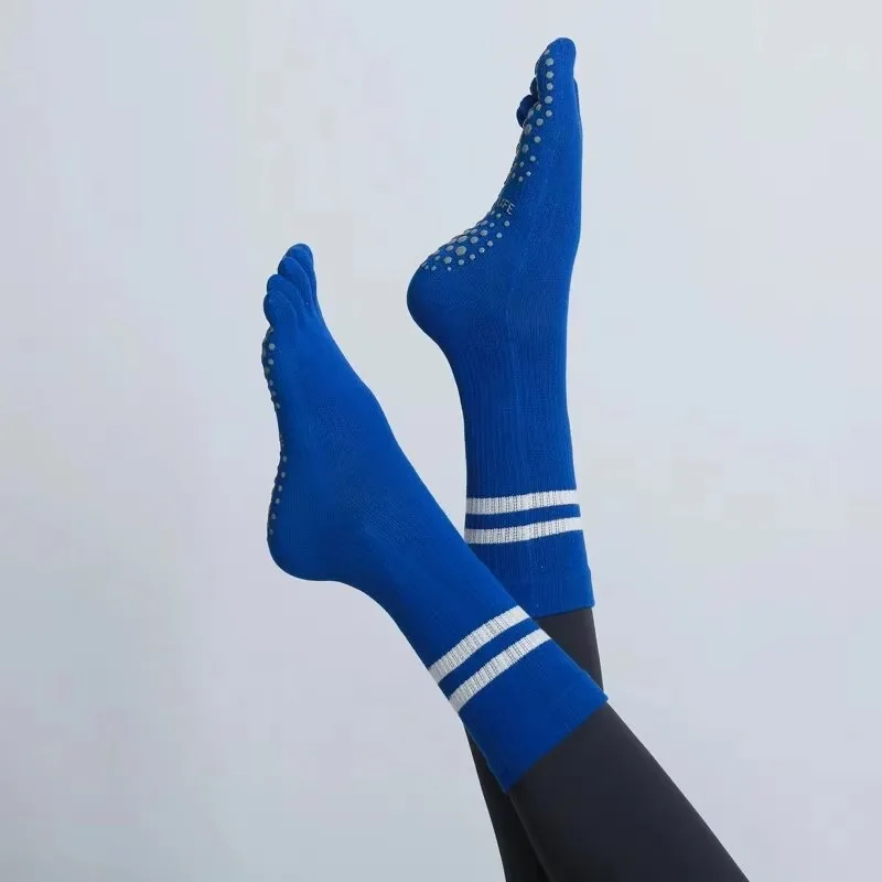女性用、通気性のあるミドル丈ヨガソックス。滑り止め付き、五本 - Pilates Is Yoga のレビューと価格