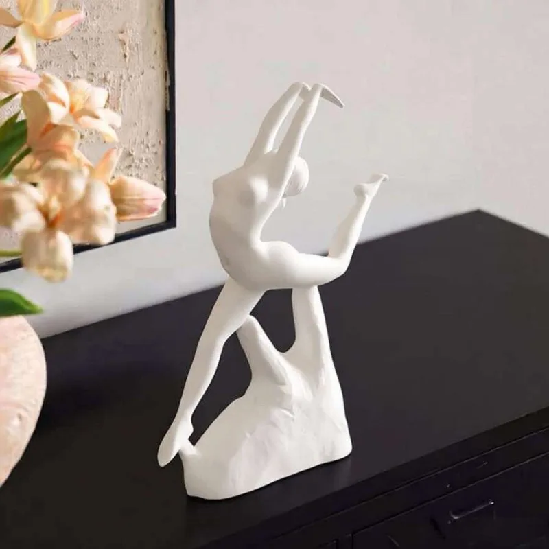 シンプルで洗練されたヨガの装飾品、ピラティスのポートレート彫 - Pilates Yoga Combined のレビューと価格