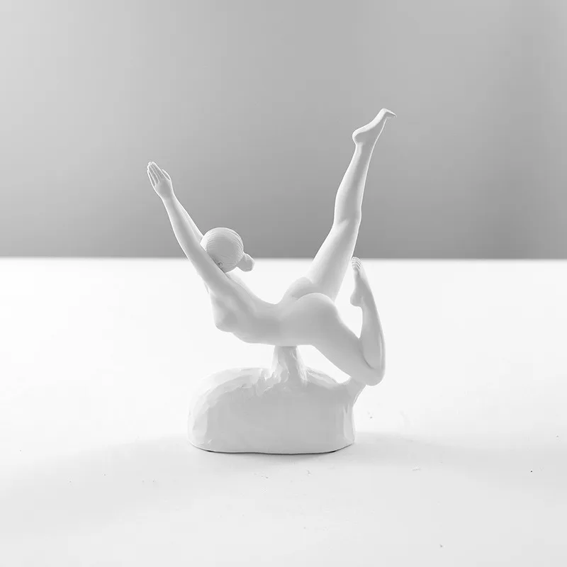 シンプルで洗練されたヨガの装飾品、ピラティスのポートレート彫 - Pilates Yoga Combined のレビューと価格